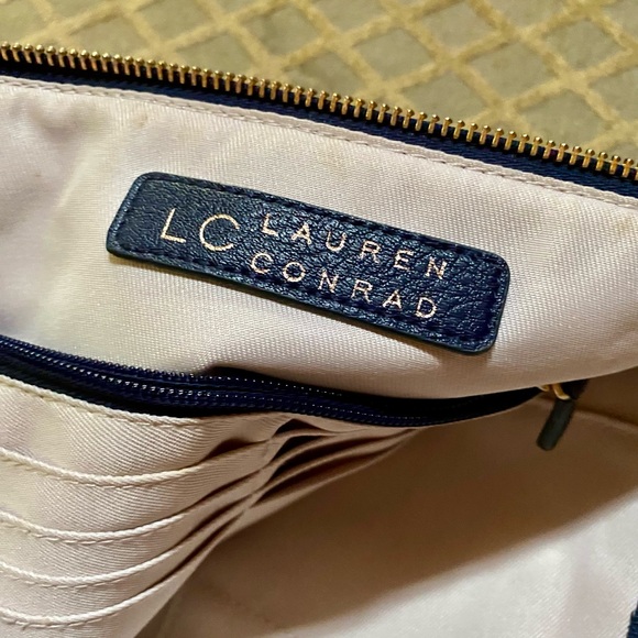 🔥Lauren Conrad Organized Chaos Pouch Wristlet🔥 NWOT - Picture 4 of 8